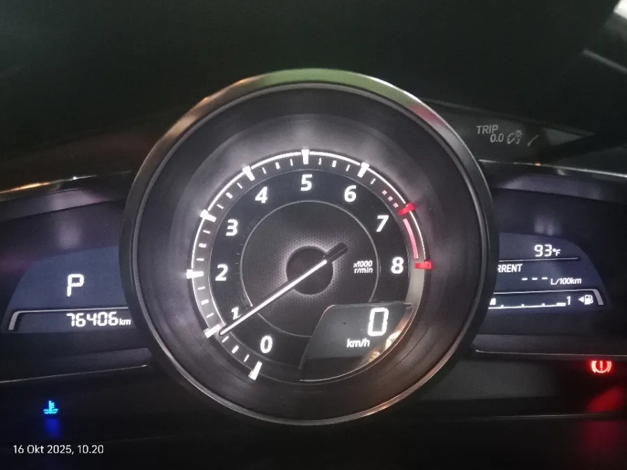 Foto Mobil Bekas Odometer Mazda 2 1.5 GT Skyactiv tahun 2015